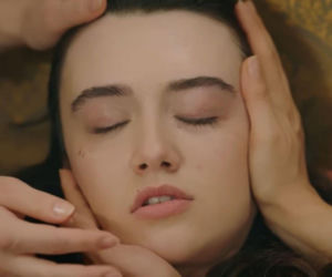 Wichrowe wzgórze, odcinki 374, 375