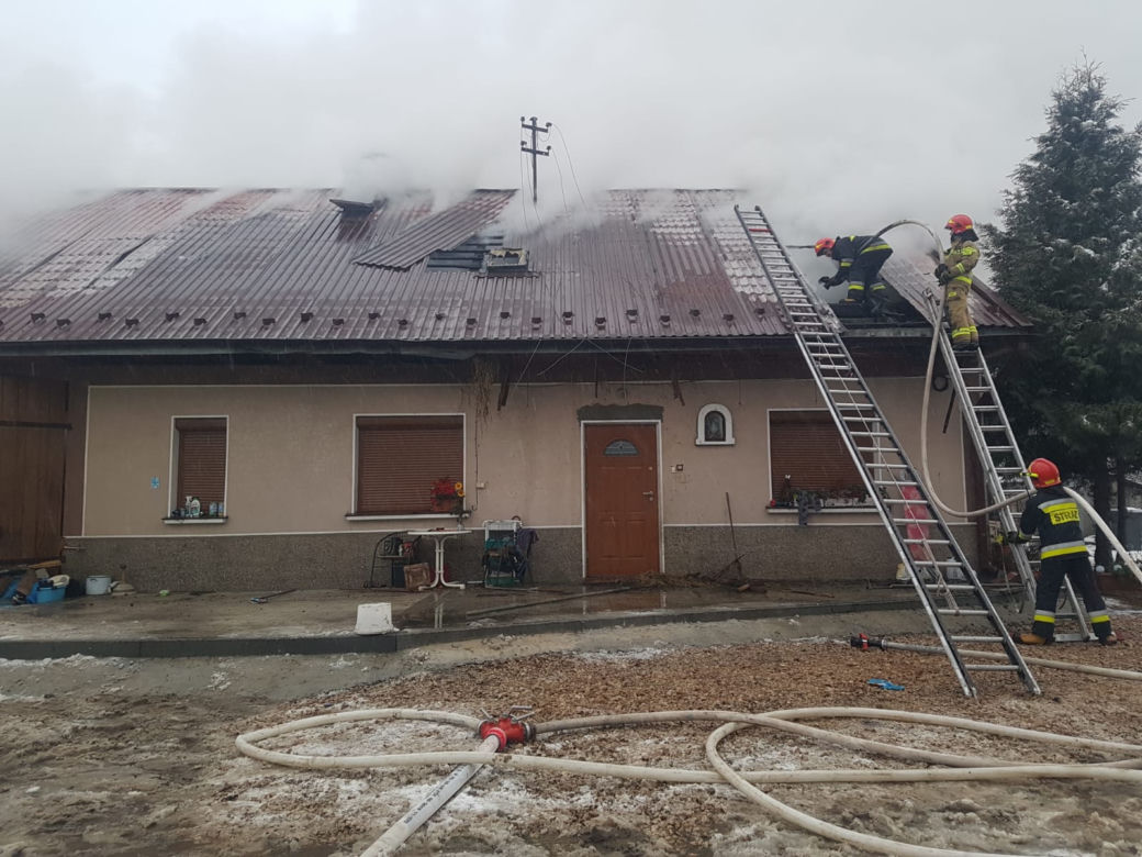 Groźny pożar w Łękawicy koło Skrzyszowa