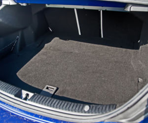 Mercedes-Benz C300 BlueTEC Hybrid