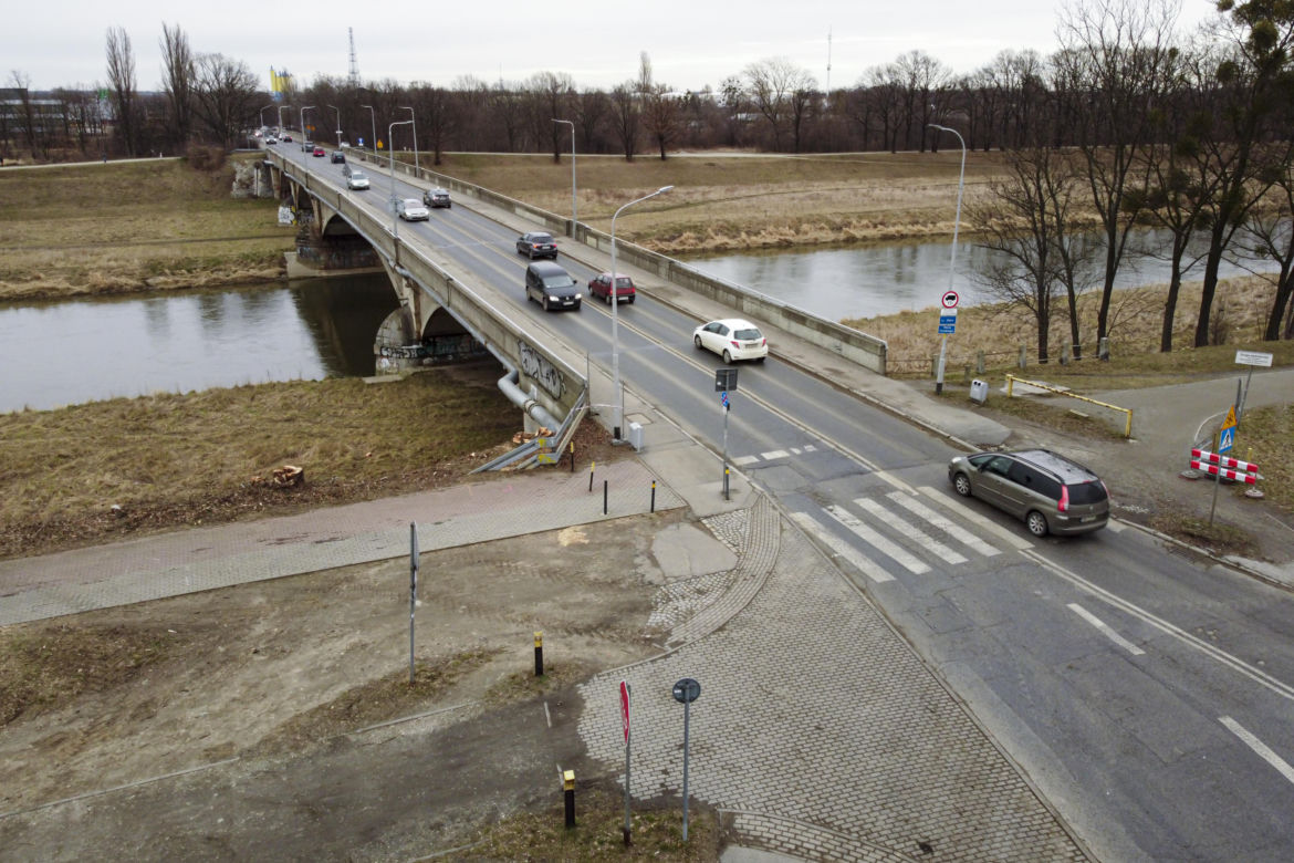 Rusza budowa nowych mostów Chrobrego we Wrocławiu. Od razu z torowiskiem 