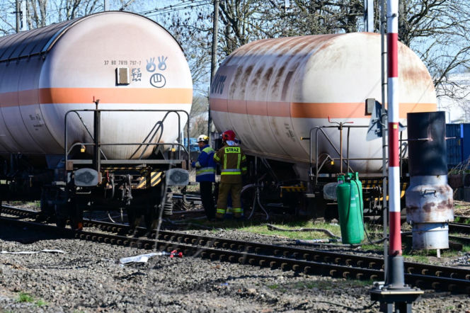 Akcja przepompowywania amoniaku z wykolejonej cysterny