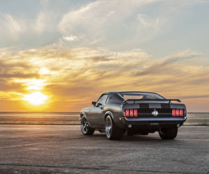 1000-konny Ford Mustang Mach 1