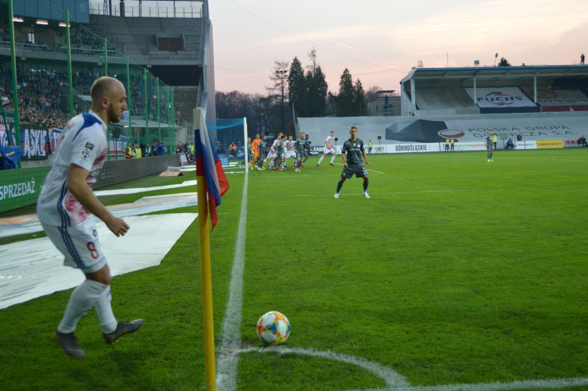 Górnik Zabrze - Legia Warszawa 1:2. Niewykorzystane sytuacje się mszczą [ZDJĘCIA KIBICÓW]