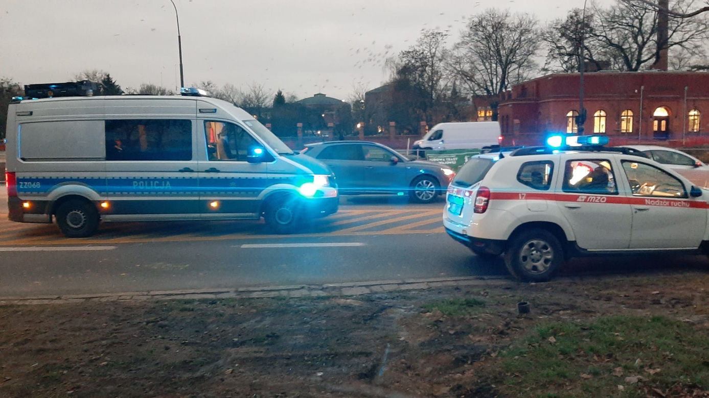 Czarna seria w Warszawie. Kolejny wypadek autobusu miejskiego! Są ranni
