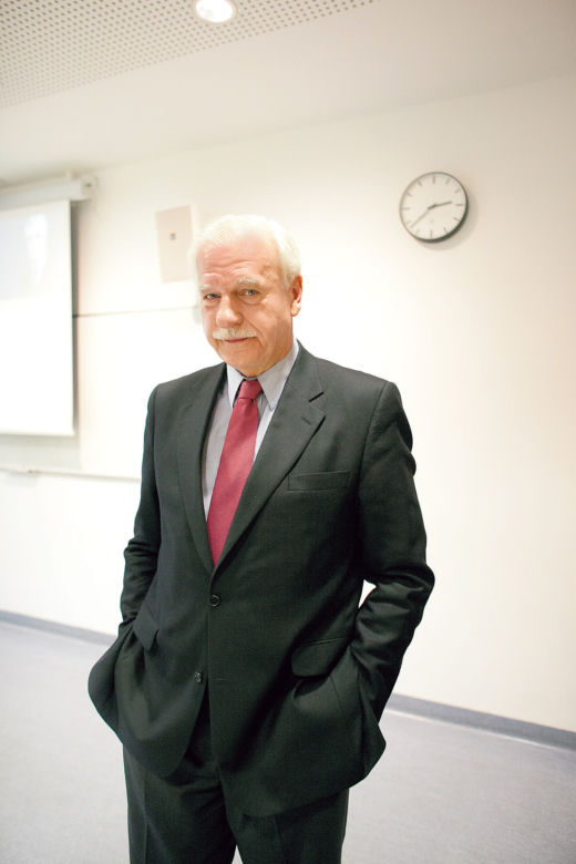 Andrzej Olechowski