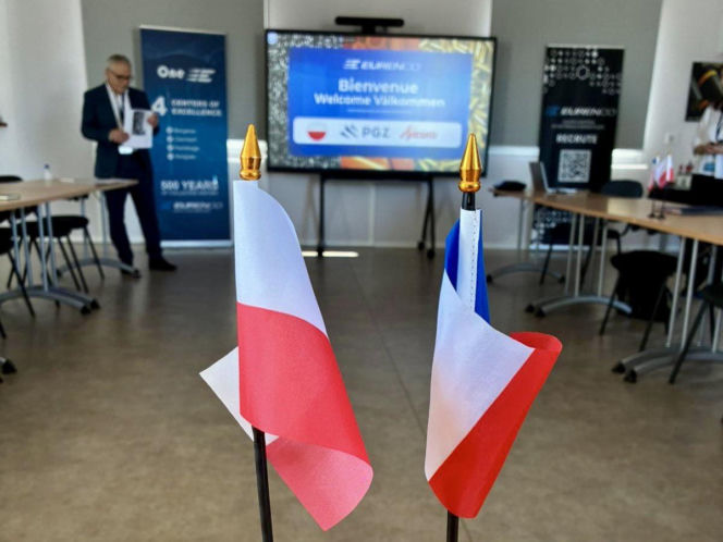 Współpraca PGZ i EURENCO nabiera tempa. Polska produkcja ładunków do amunicji 155 mm