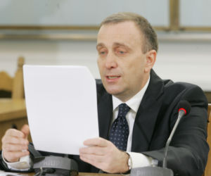 Schetyna przed komisją