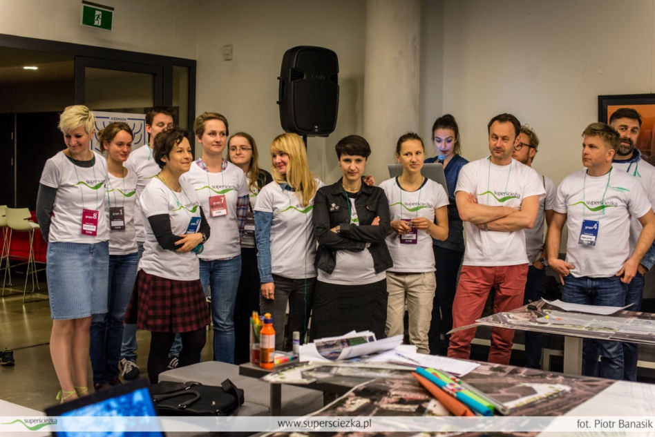 Dokumentacja prac nad projektem Superścieżki