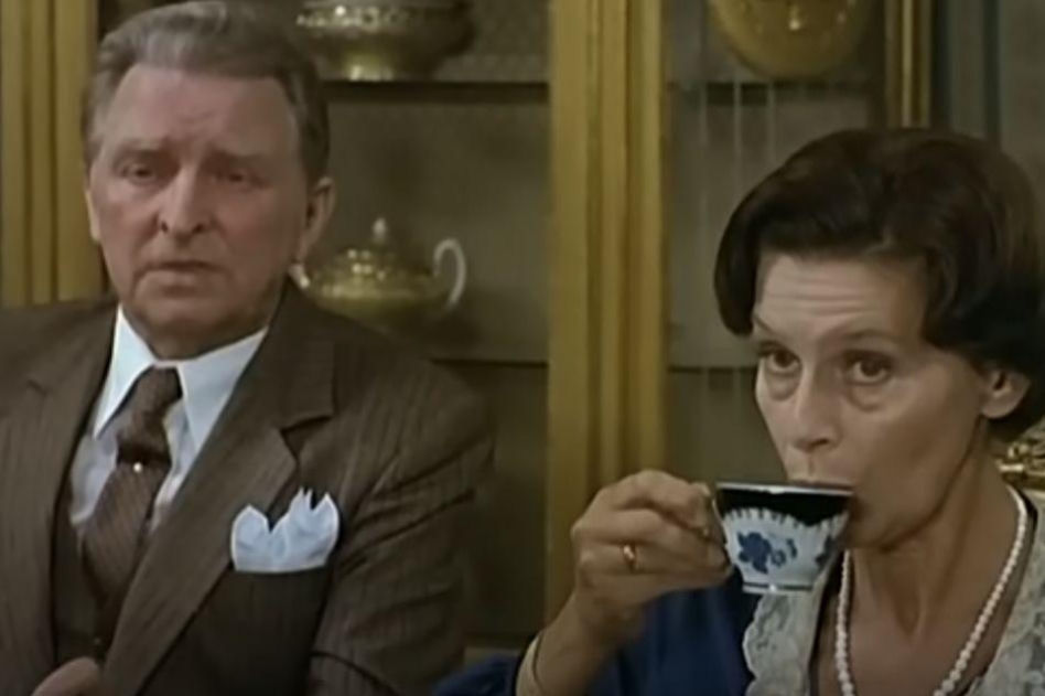 Maria Homerska jako Hrabina Eleonora / Igor Śmiałowski jako Hrabia Stanisław Czyński (1981)