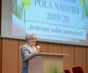 Fundacja Pomóż Im. Po raz dziesiąty zaczęli siać Pola Nadziei [ZDJĘCIA]