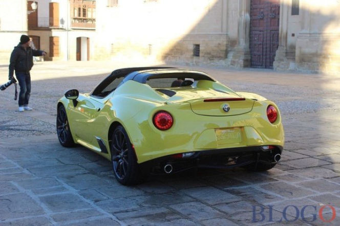 Alfa Romeo 4C Spider