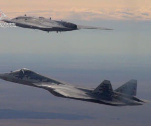 Rosja pokazała dwumiejscowego Su-57. Czy to gra o miliardy z Indiami?