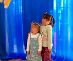 Rodzina z pięciorgiem dzieci zniknęła bez śladu. Widzieliście ich? Ważny apel policji