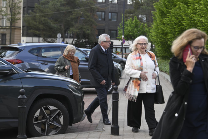 Politycy PiS jadą na wyjazdowe posiedzenie klubu
