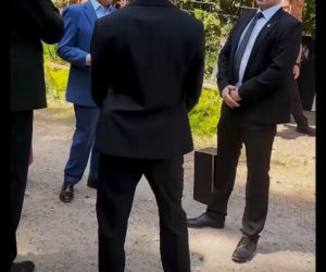 Ranczo. Bratanek Pawła Królikowskiego dołączył do obsady. Wiemy kogo gra u boku Cezarego Żaka