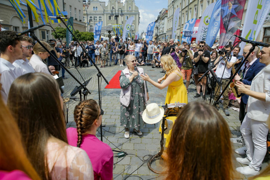 Stanisława Celińska z rodziną