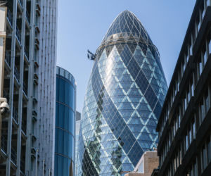 Podwójna fasada. Izolacja, wentylacja i ochrona przed słońcem