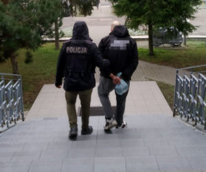 Bydgoszcz: Narkotyki miał w aucie i w mieszkaniu. Grozi mu 10 lat więzienia