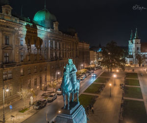Kraków niczym Las Vegas. Takich zdjęć nocnego miasta jeszcze nie widziałeś!