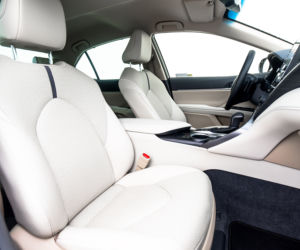 Toyota Camry 2.5 Hybrid 218 KM e-CVT Executive + VIP