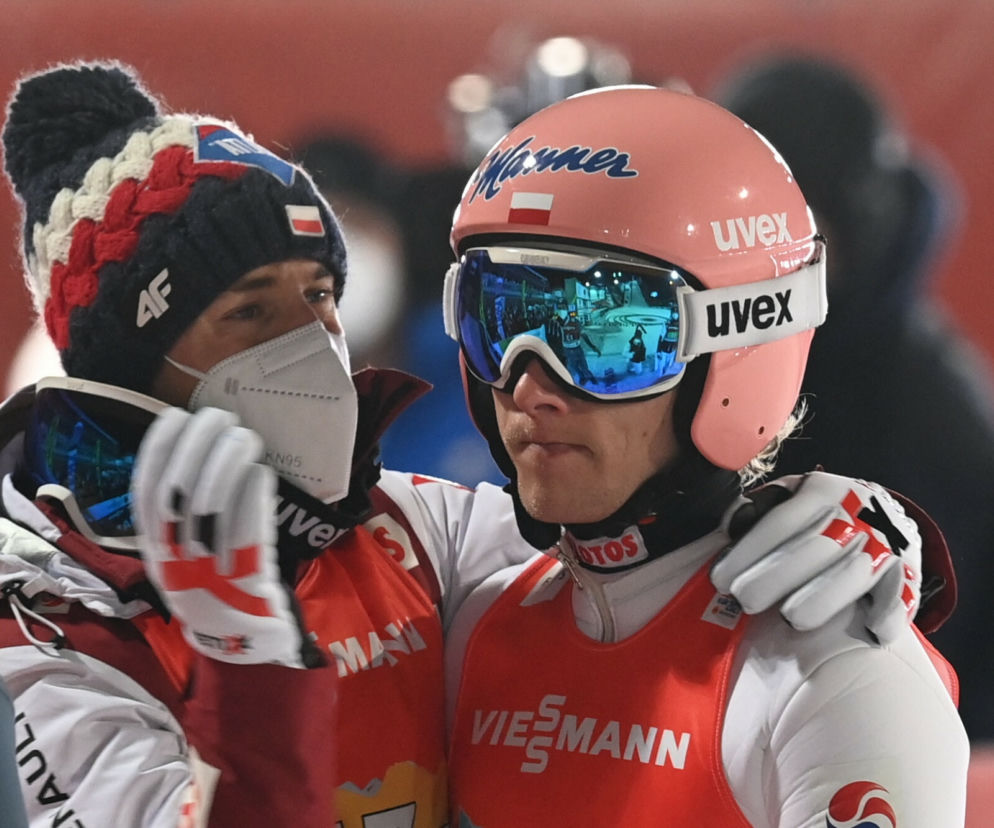 Skoki narciarskie drużynowe Pekin 2022: WYNIKI NA ŻYWO. Która jest Polska?