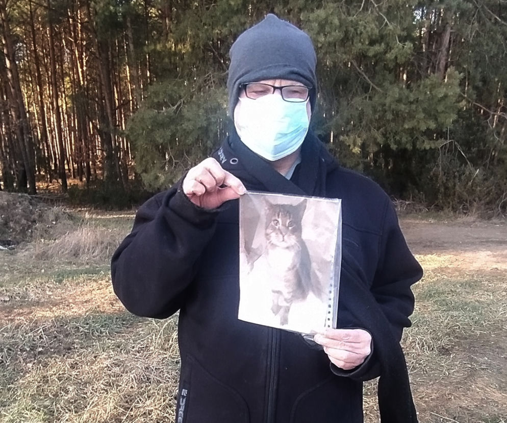 Pilnuje grobu Perełki, by nie zjadły jej dzikie zwierzęta. „Oprócz niej nie mam nikogo”