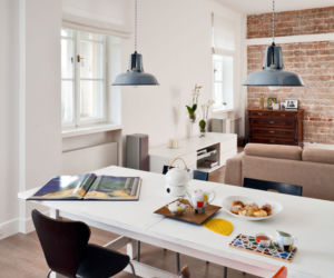 Loftowe lampy w salonie