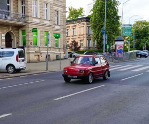 Parada zabytkowych pojazdów w Szczecinie