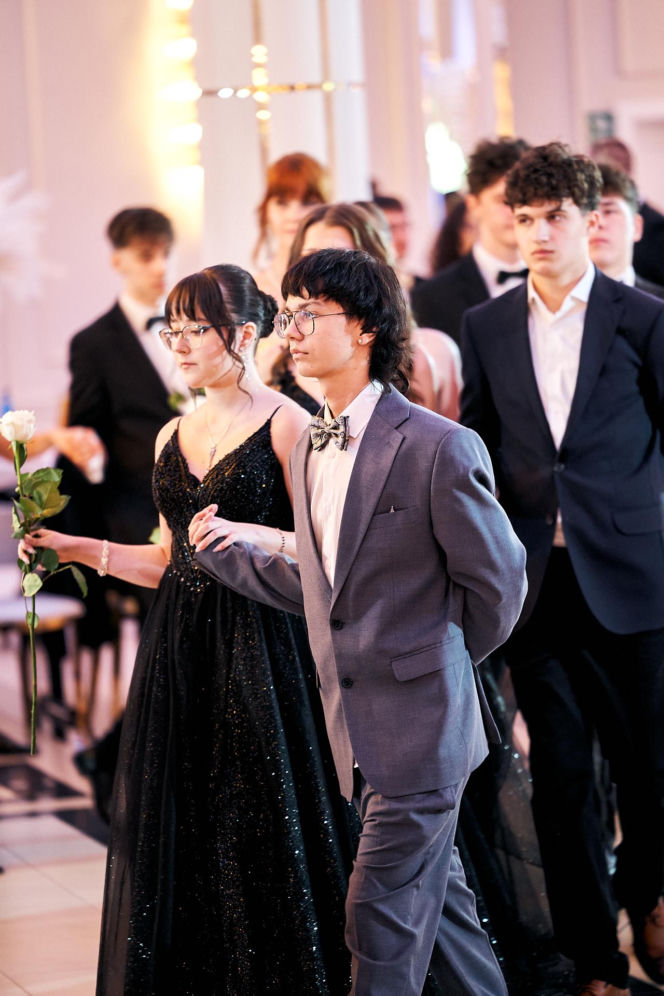 Studniówka siedleckiej Królówki 2026 - walc i polonez