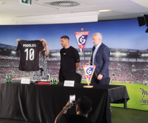Tak kibice przywitali Łukasza Podolskiego w Górniku Zabrze. Szaleństwo na stadionie [ZDJĘCIA]