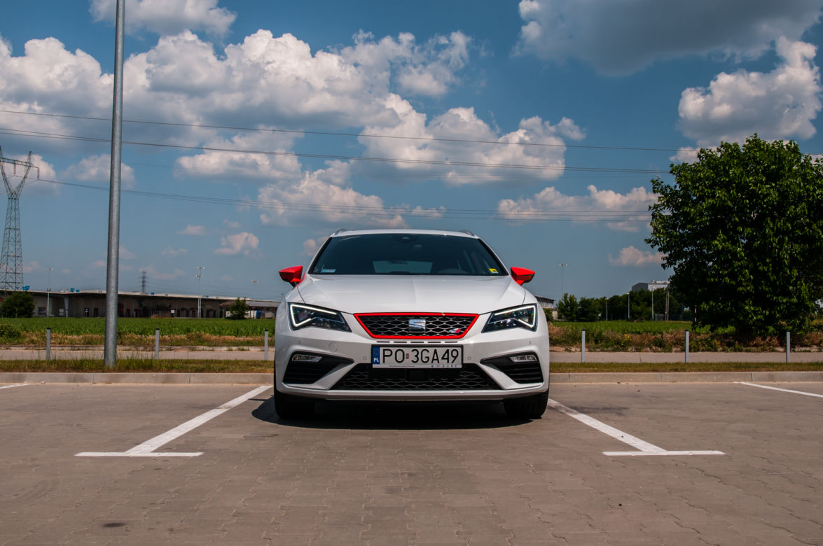 Seat Leon ST Cupra 2.0 TSI 300 KM DSG6 4Drive 