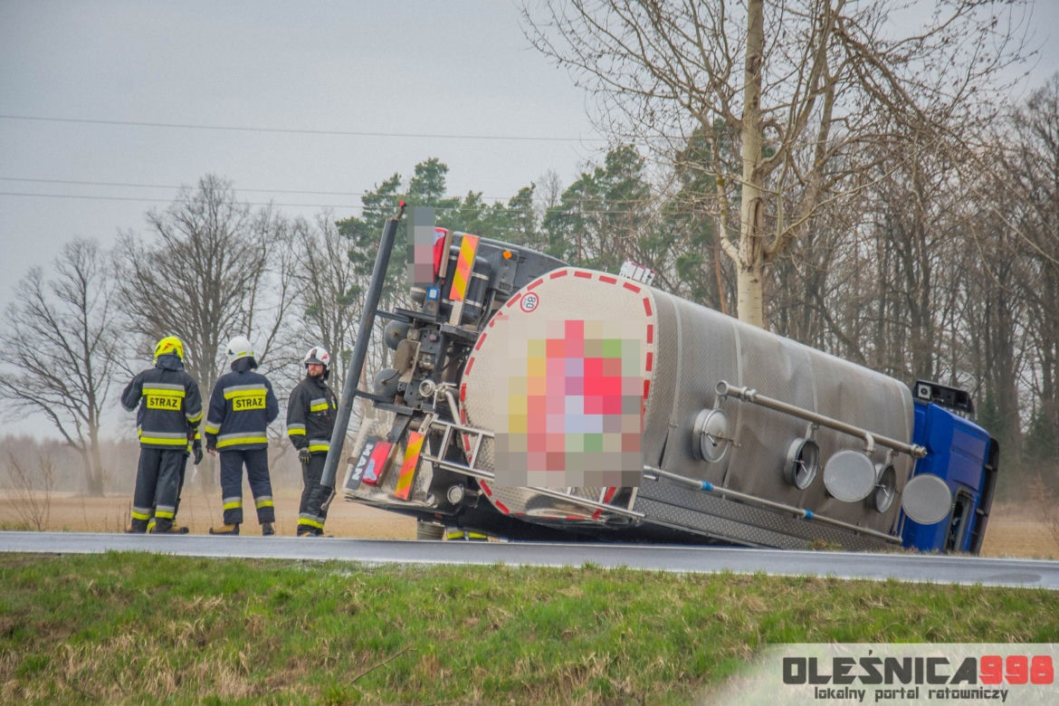 Straszny wypadek pod Wrocławiem. Młody kierowca nie żyje, 20-latka w stanie krytycznym