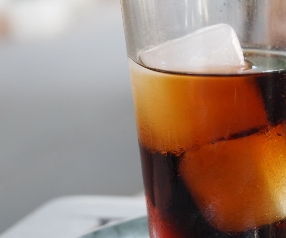 Jest odpowiedź Biedronki na podatek cukrowy: W ofercie nowa biedronkowa cola. Ile kosztuje?