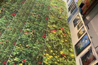 Kuzyn Kaczyńskiego pokazał swoje dzieła w Parlamencie Europejskim. Była premier wśród gości wystawy