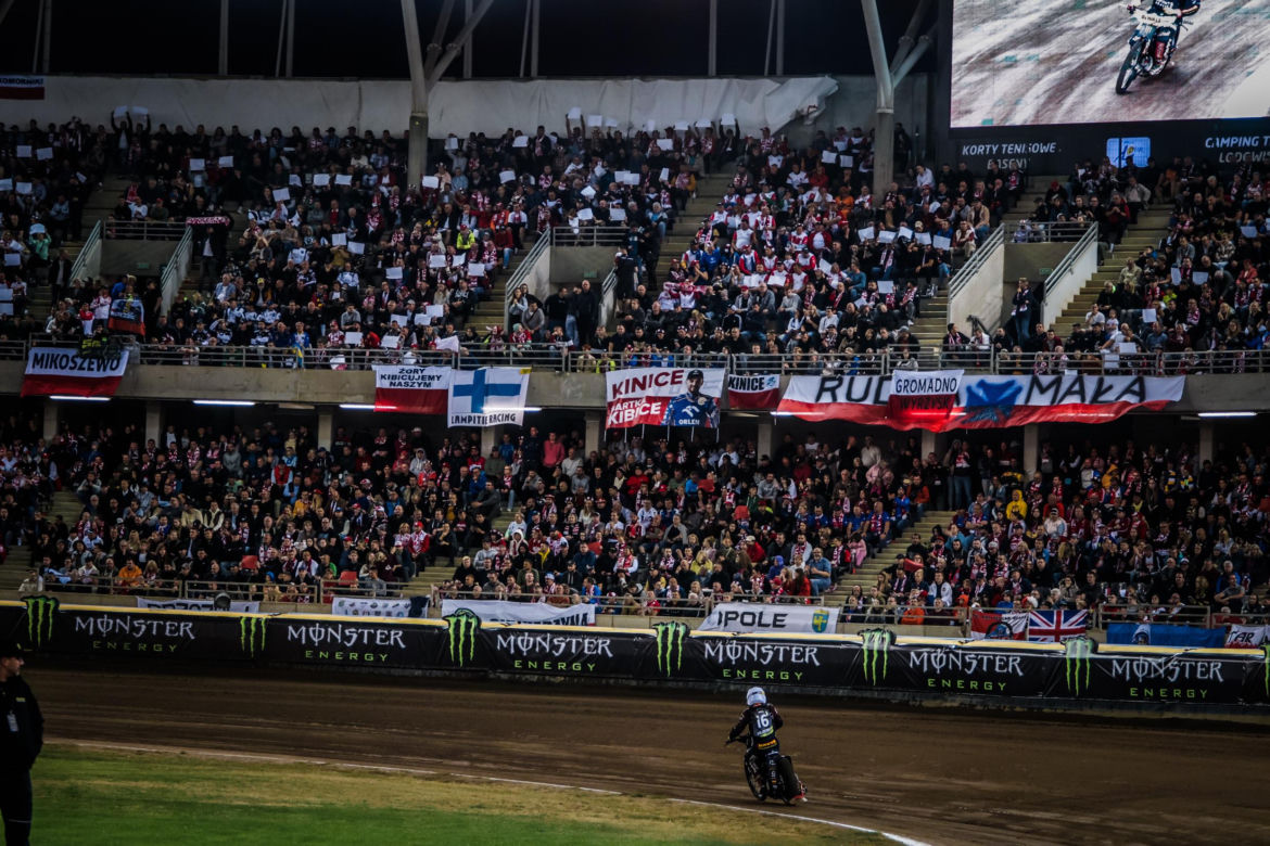 Tak Toruń kibicował najlepszym zawodnikom na świecie. Galeria zdjęć z Grand Prix Polski na Motoarenie