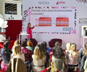 nieZWYKŁA KOBIETA”