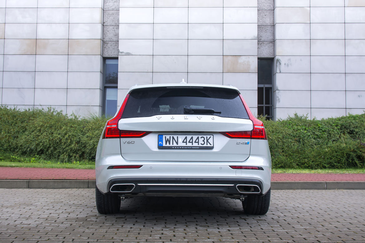 Volvo V60 D4 8AT Inscription
