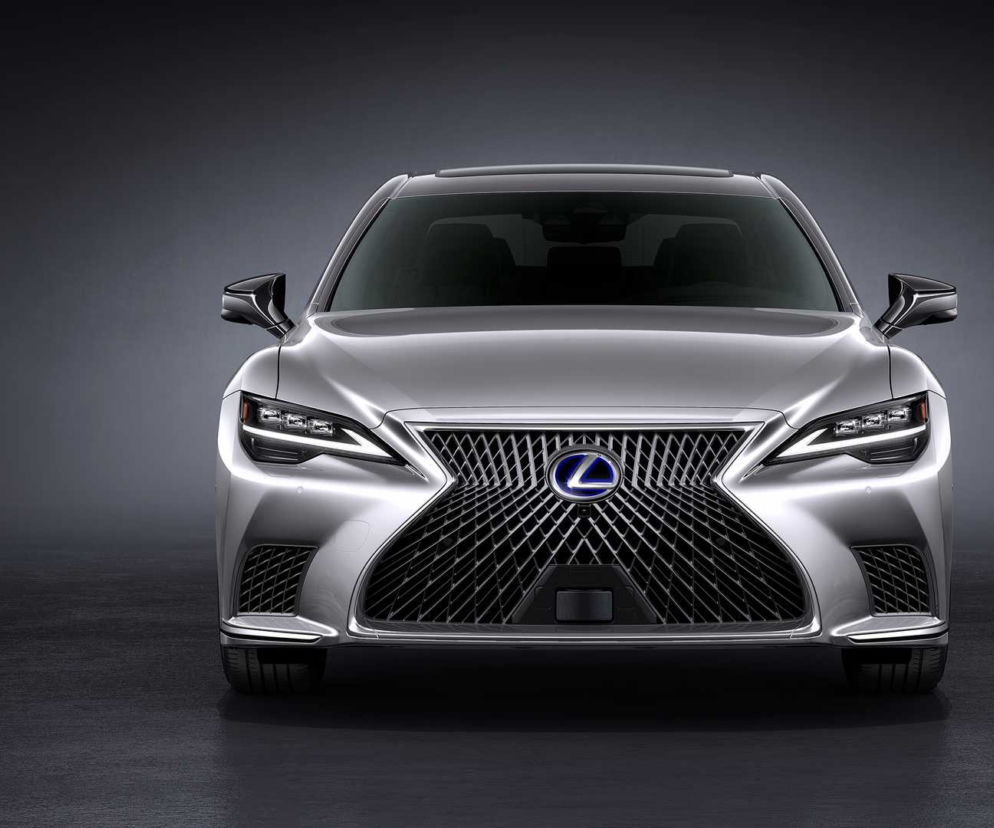 Lexus LS lifting 2021 