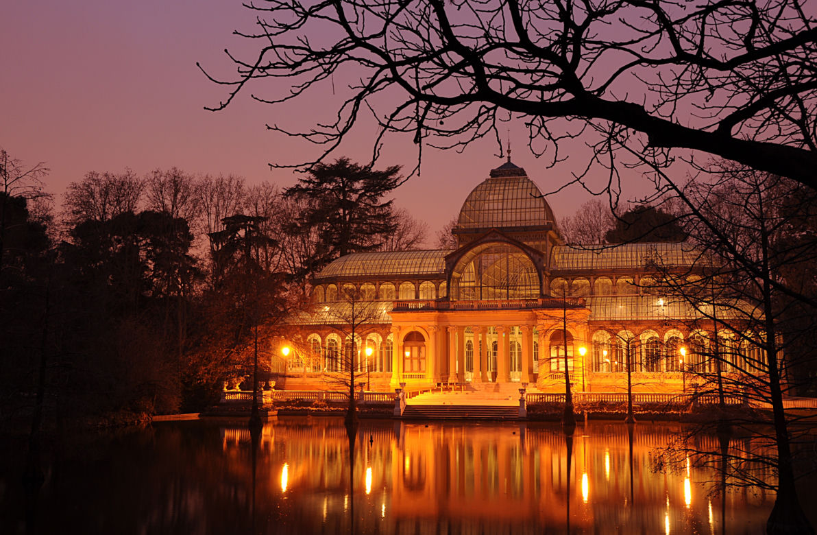 Park Retiro nocą