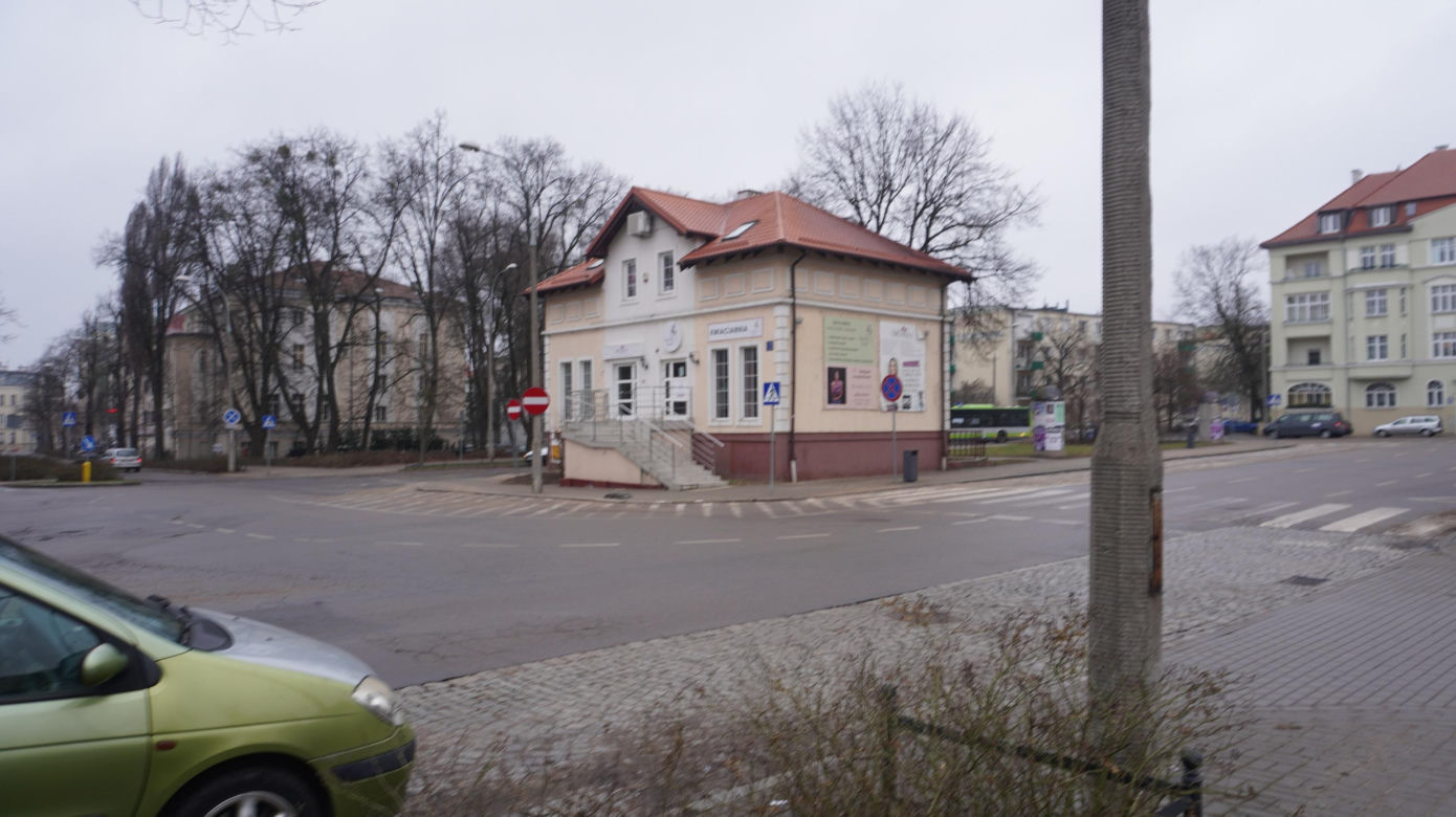 To jedyne prostokątne rondo w Europie. Znajduje się blisko centrum Olsztyna [ZDJĘCIA]