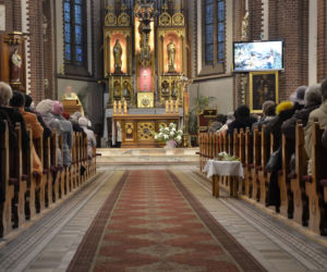 Ksiądz stanie przed sądem za głośne pieśni