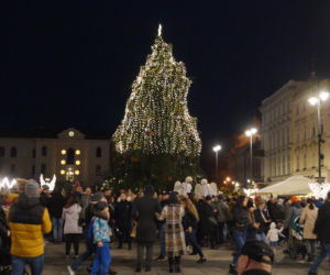 Tu jest jak w bajce! Bydgoski Jarmark Świąteczny już zachwyca mieszkańców [ZDJĘCIA]