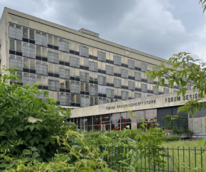 Hotel Cracovia w Krakowie się sypie