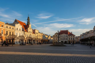 Słoneczny początek weekendu w Ostrowcu Świętokrzyskim. Czy słońce zostanie z nami do niedzieli?
