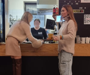 Joanna Krupa z siostrą Martą. Zjadły w mlecznym i poszły po patelnię