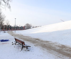 12-letni Dawid zjeżdżał z górki, nie żyje. Uderzył głową o ławkę