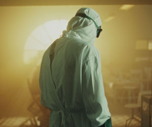 Czarna śmierć. Próba samobójcza i poszukiwania pacjenta zero