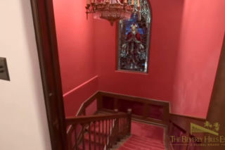 Słynna posiadłość Ozzy'ego Osbourne'a trafiła na sprzedaż! Gwiazdorski luksus za KOLOSALNĄ sumę!