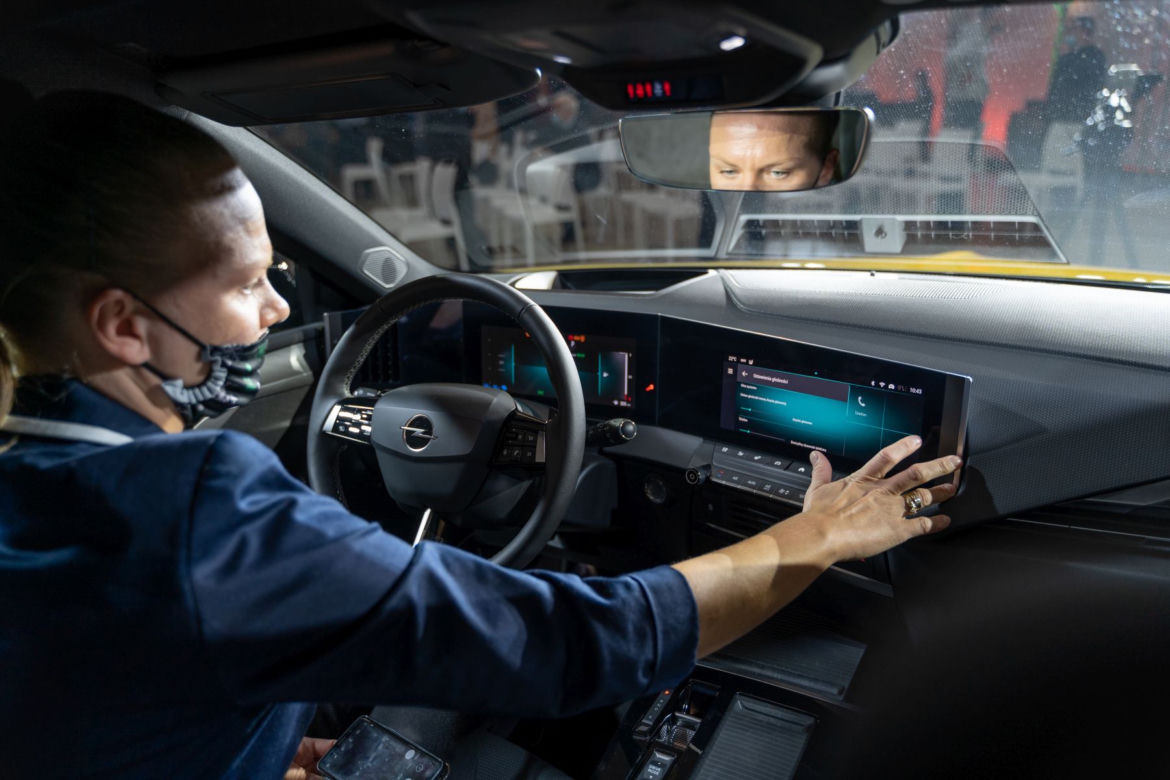 Nowy Opel Astra (2022)