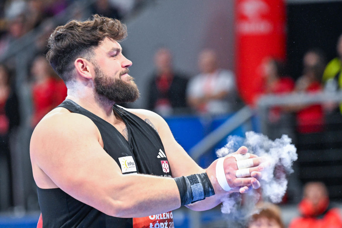 Konrad Bukowiecki waży 150 kg!